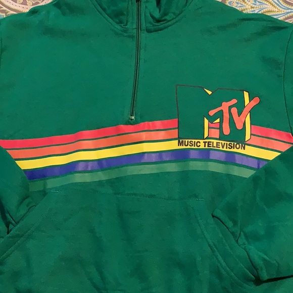 MTV green sweatshirt size M - Picture 2 of 6